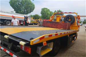 巍山附近拖车电话号码服务